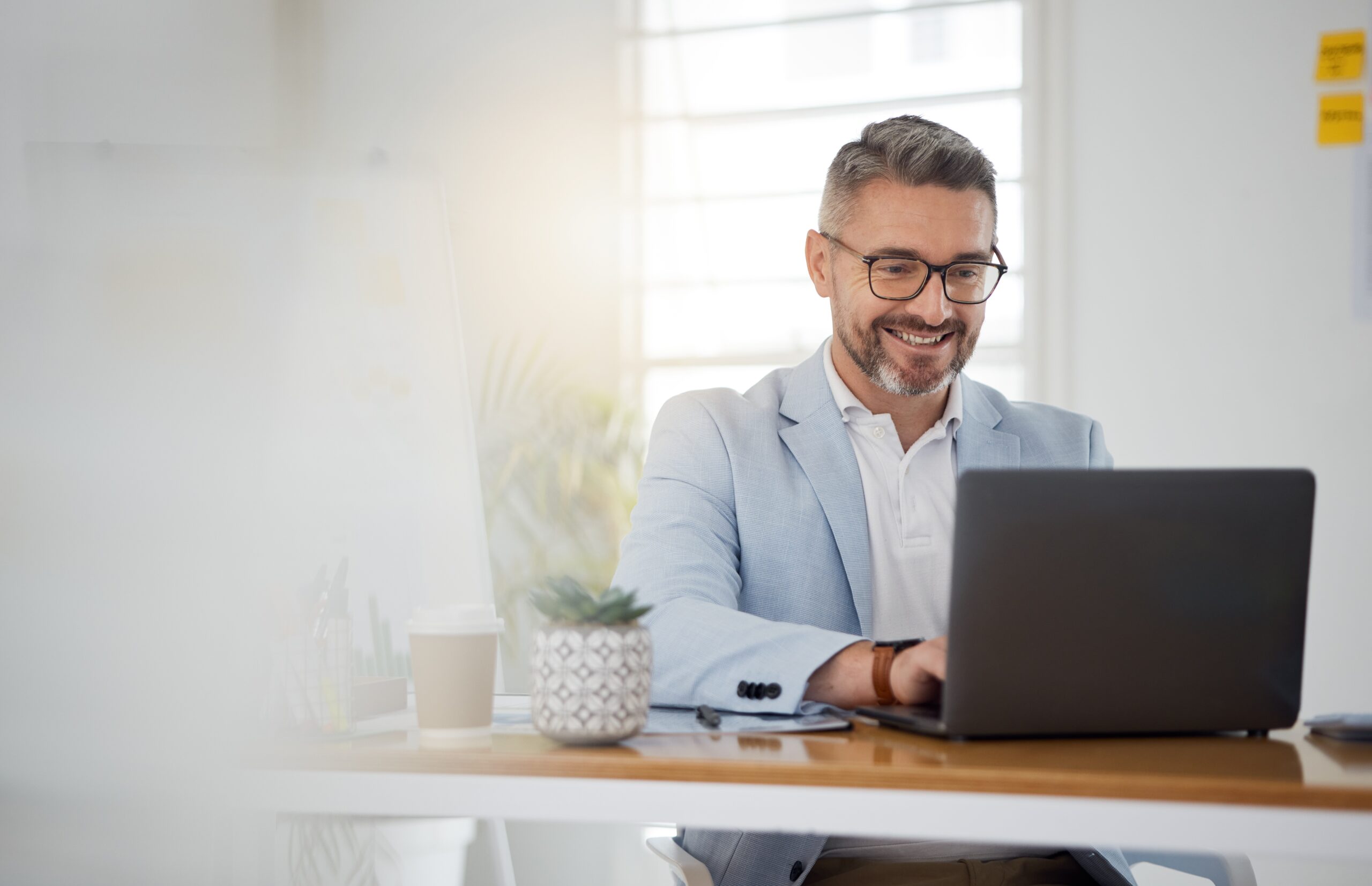 Person typing email